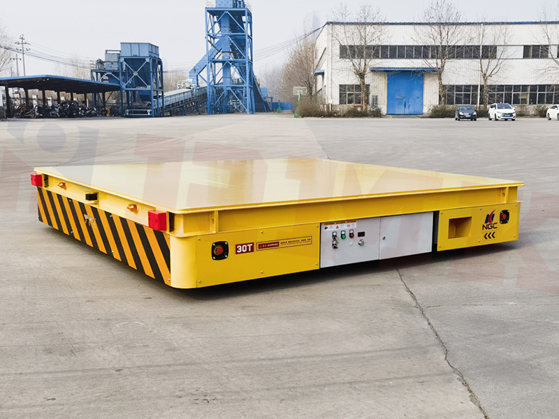 Avtomobil fabrikasi Savat 30 tonnali batareya o'tkazuvchi savatchasi