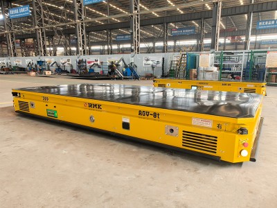 8 Ton Laser-Guided AGV with Lifting Pallet qaytaradi.